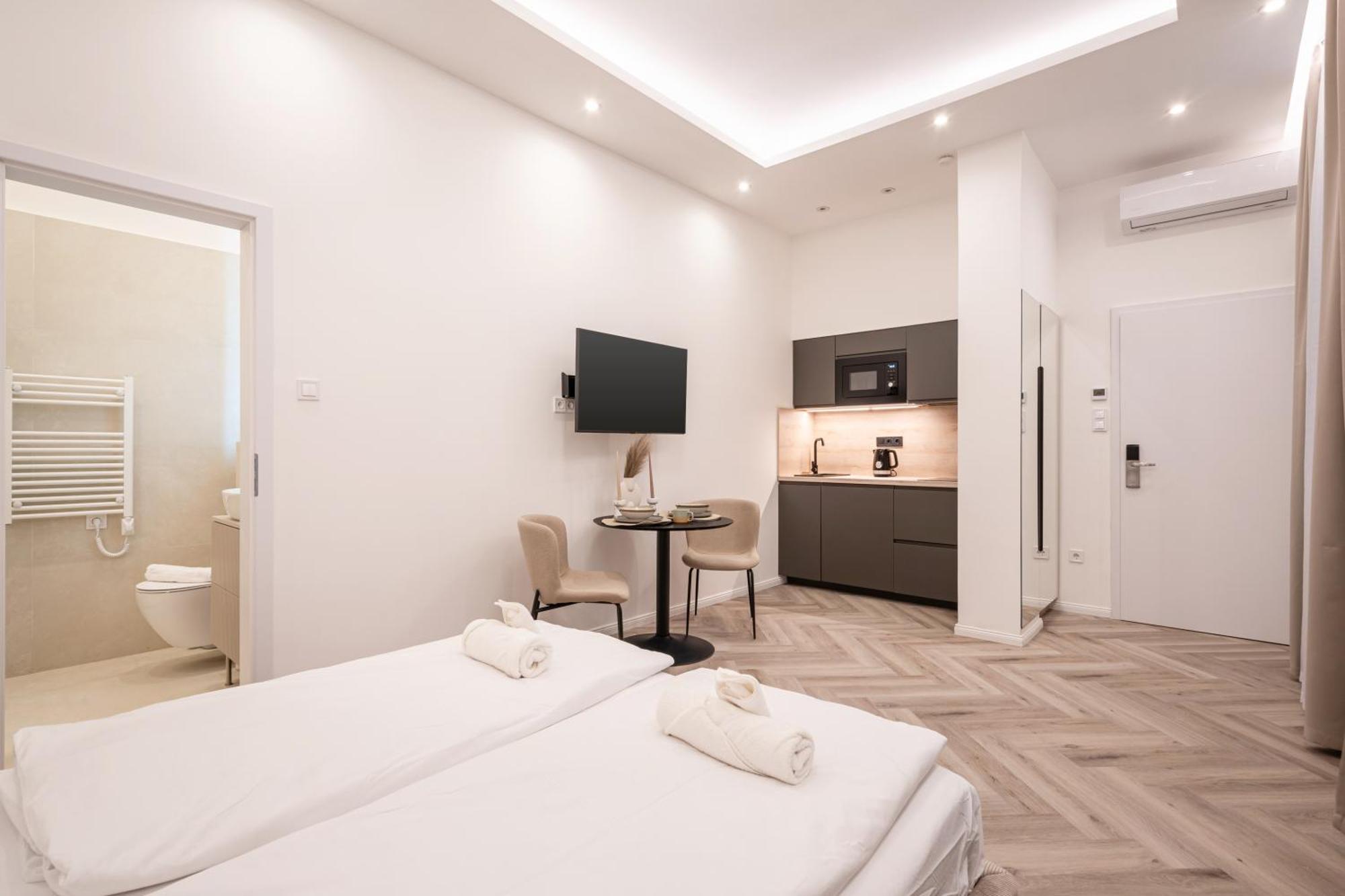K51 - Kiraly Boutique Residence - Best Location By Bqa Budapest Exterior photo